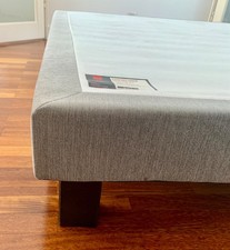 ÉPEDA - SOMMIER 140 X 190 - CONFORT FERME - FINITION TAPISSIER - 4 PIEDS CARRÉS