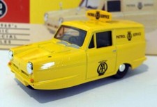 Vanguards 1/43 VA22001 Reliant Regal AA Service van