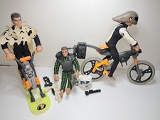 Lot de 3 Action Man avec VTT, Snow Scoot et accessoires