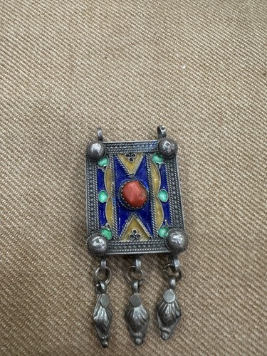Berbere pendant kabyle kabylie - berbere,