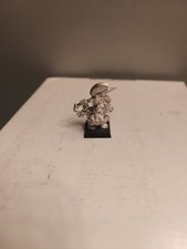 Warhammer Dwarf Nain Games