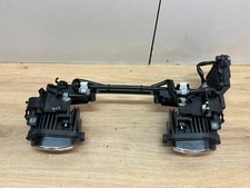 UNE OPTIQUE DE FEU PHARE AVANT