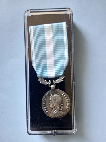 Medaille outre mer avec - medaille, "outre