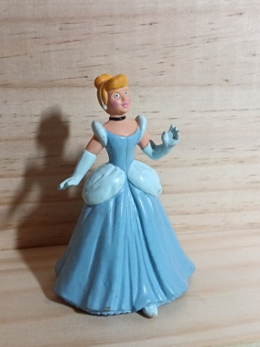 Figurine pvc cendrillon disney - cendrillon,