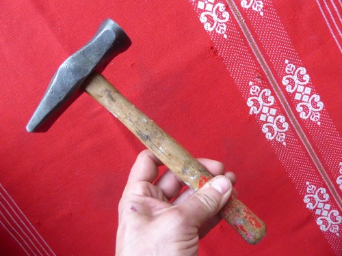 Marteau outil ancien - marteau,