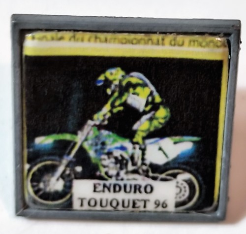 A09 pin pins vintage - a09,