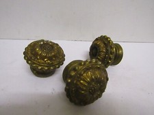 lot de 3 pommes de pins en bronze