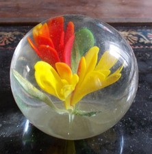 SULFURE PRESSE PAPIER  MOTIF FLEURS