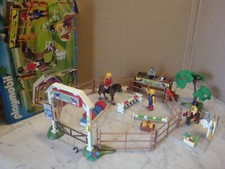 PLAYMOBIL K9 MANEGE A CHEVAUX HARAS FERME REF 4185 + BOITE