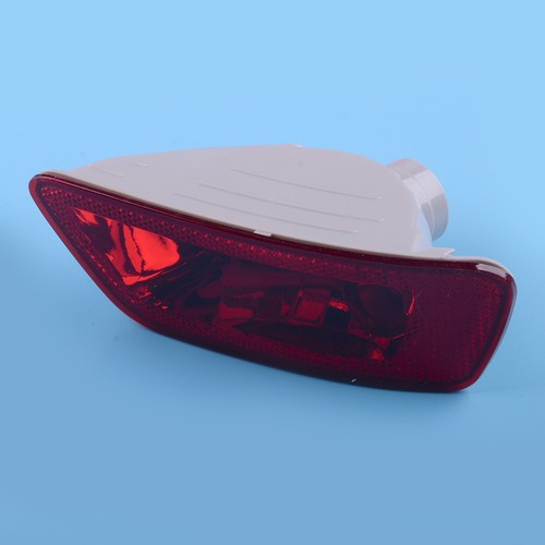 Right rear bumper reflector - right,