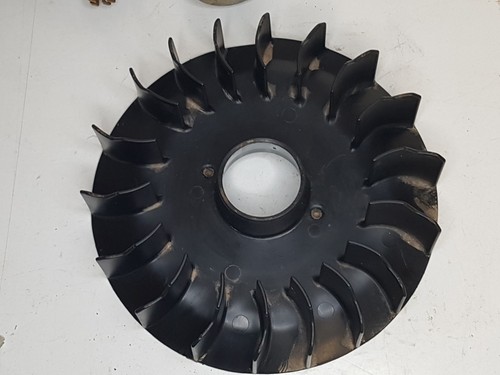 Turbine volant magnétique - turbine,
