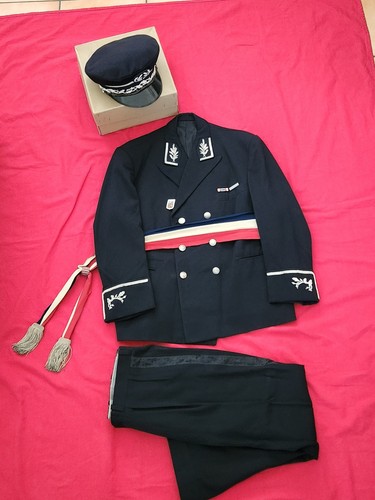 Tenue commissaire principal - , de