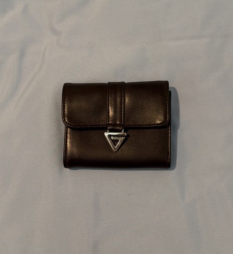 Black guess laurel tab - black, ii