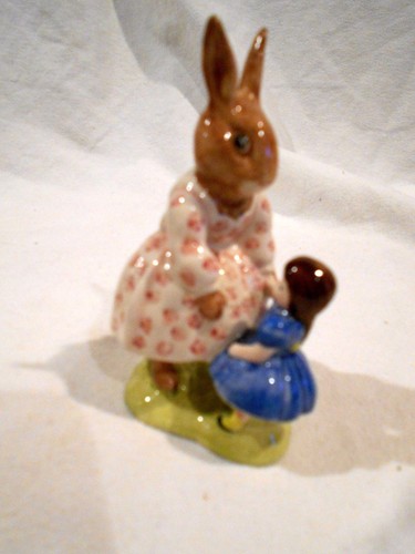 Royal doulton dollie bunnykins - royal,