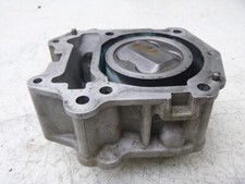 PISTON CYLINDRE SCOOTER APRILIA 125 SCARABEO MOTEUR ROTAX  LIRE L ANNONCE SVP
