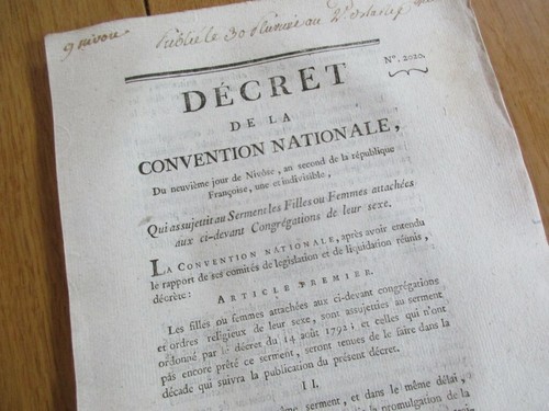 Decret assujetis serment - decret, au