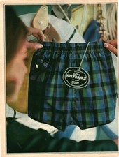 Publicité ancienne mode short