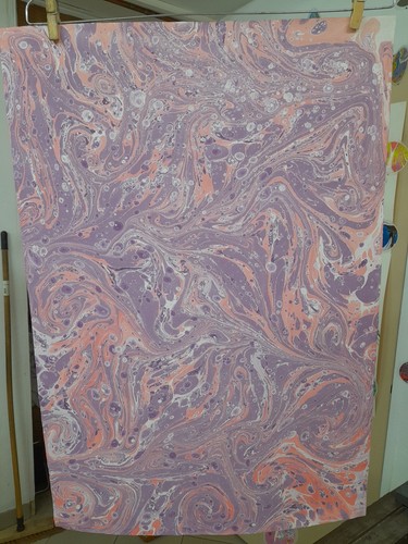 Papier marbré à la cuve de