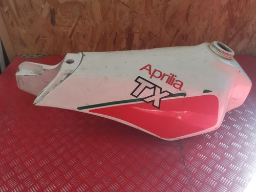 Réservoir 240 aprilia - nu,