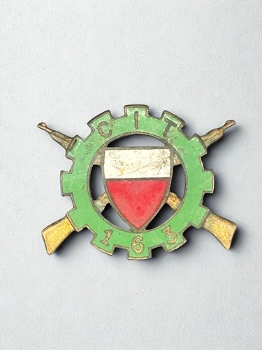 Insigne centre - insigne, du