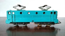 Locomotive Jouef bleue BB9004