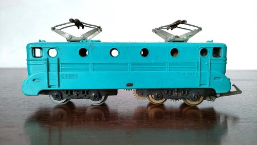 Locomotive jouef bleue - bleue, bb9004