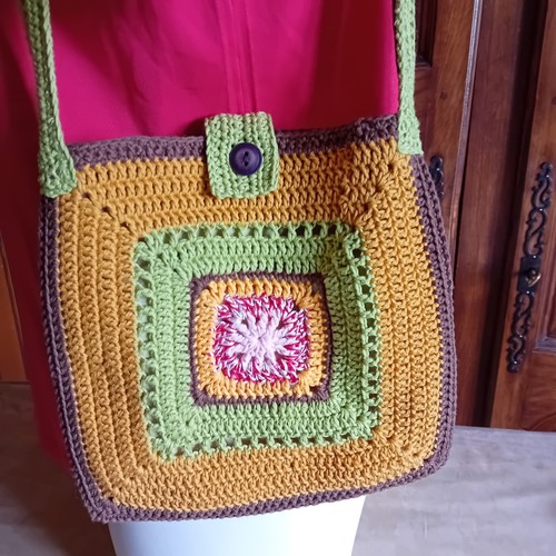 Petit sac main crocheté - petit, à