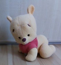 Peluche bébé Winnie l'ourson
