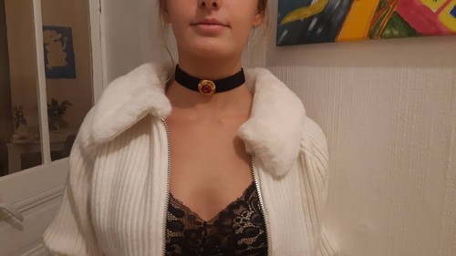 Bijou tour cou - cou, cuir