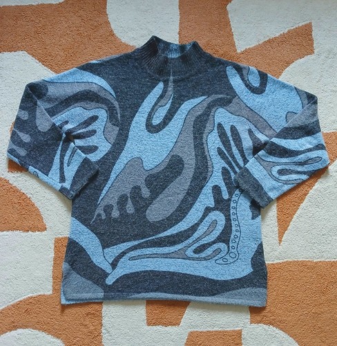 Pull vintage gris - &, •