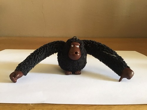 Singe kipling marron