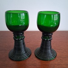 2 Anciens Verres à vin blanc
