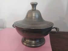 soupiere décorative en étain