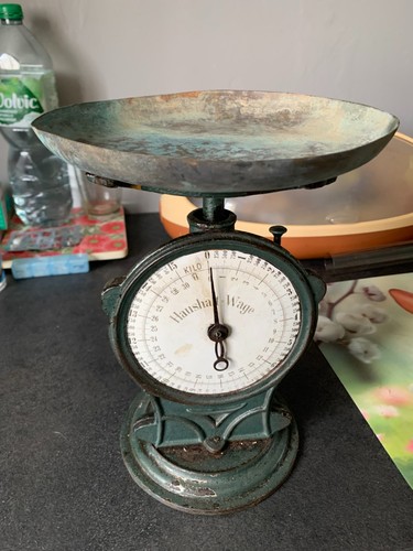 Ancienne balance cuisine - de,