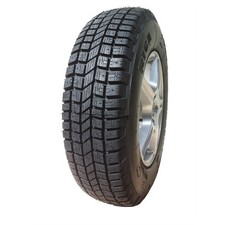 Pneus d'Hiver 245/70 R16 Riga
