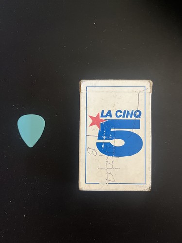Jeu cartes tres - de, bon