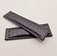 Morçeaux En Cuir De Crocodile