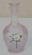 VASE ANCIEN EN VERRE EMAILLE DECOR FLORAL 