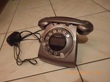 Téléphone  SAGEMCOM  modele  SIXTY rétro couleur gris argent
