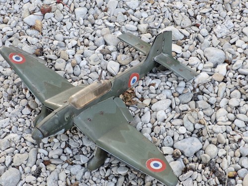 Ancien avion tôle unis - tôle, france