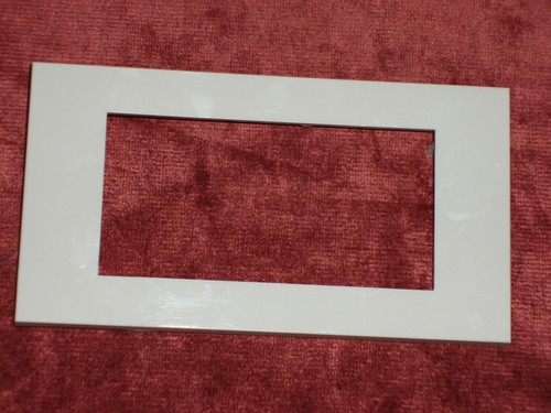 Plaque finition ivoire - de,
