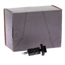 BUTéE éLASTIQUE, CACHE