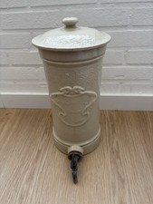 Ancienne Fontaine émaillée à filtrer L’eau