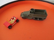 LOT CAMION DINKY TOY A CHENILLE MILITAIRE + BUGGY MAJORETTE