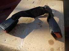 2 boucles de ceintures de securite arriere bmw e46