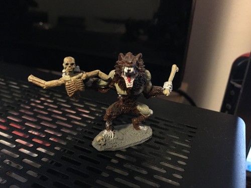 Dungeons dragons miniature - dragons,