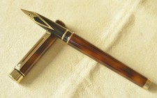 SHEAFFER Targa 1032 - Stylo écaille  GT  Plume or 18K - vtg 80s  TTB