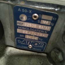 Crochet de remorquage RENAULT