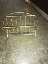 Porte revue métal perforé métal doré style mategot 1960 70