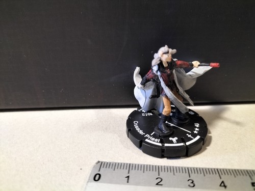 080 crusader priest - crusader,